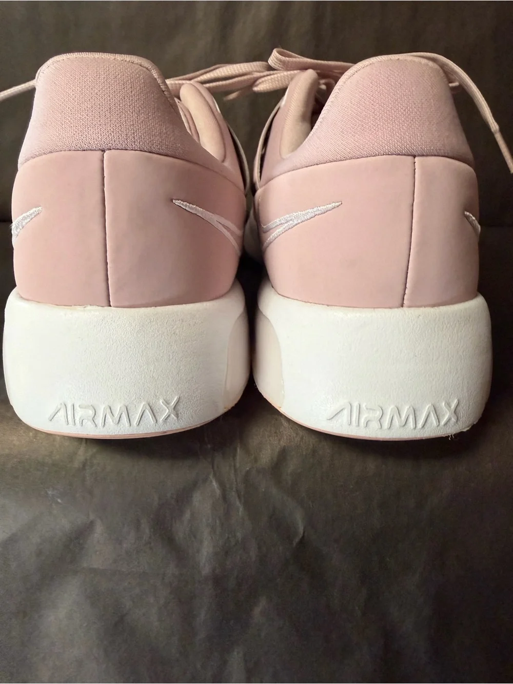 New! Nike Air Max Bella 10.5